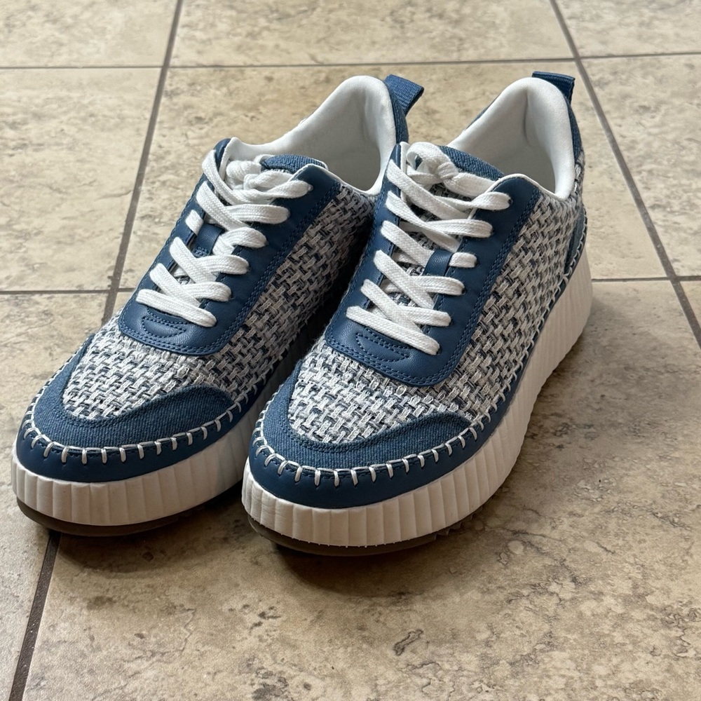 Universal Threads Persephone Sneakers: Denim Blue and White